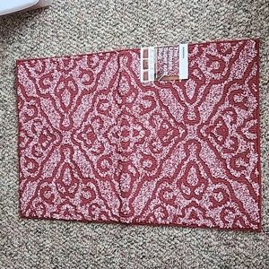 SONOMA BRAND SUPER SOFT "RUST MINGLED" RUG 20"X30"